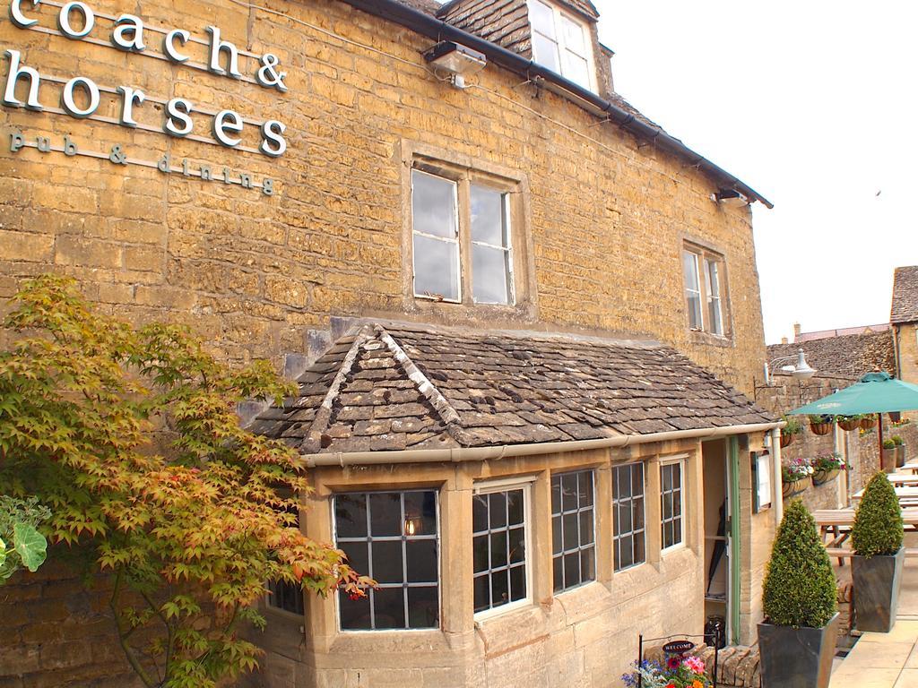 Coach & Horses Hotel Bourton-on-the-Water Exterior photo